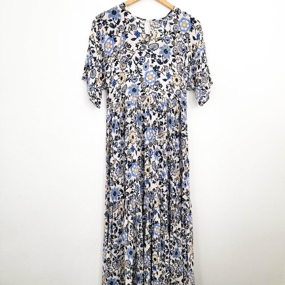 Christy Dawn Cream and Blue Floral Short Sleeve Maxi Dress Small - Picture 6 of 11